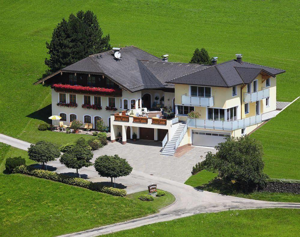 Gaestehaus Stabauer Mondsee Exterior foto